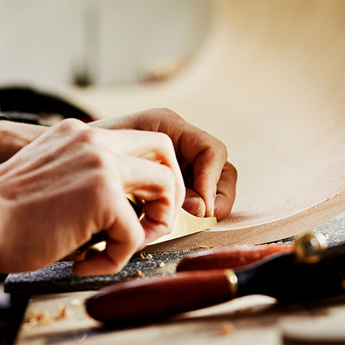 Off-the-shelf vs bespoke software: a 2026 strategic evaluation